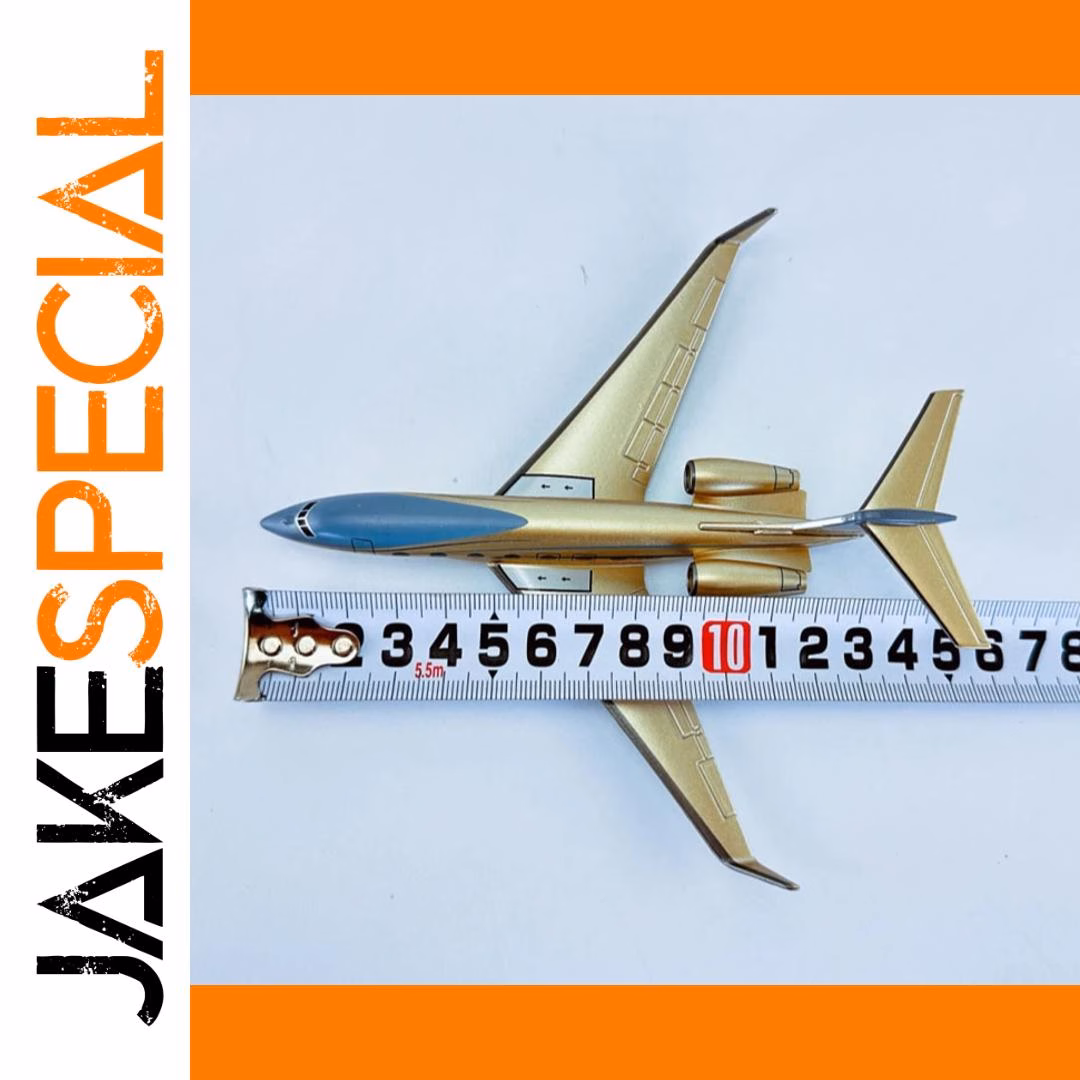 Gulfstream G650ER Diecast Model with Stand - Image 3