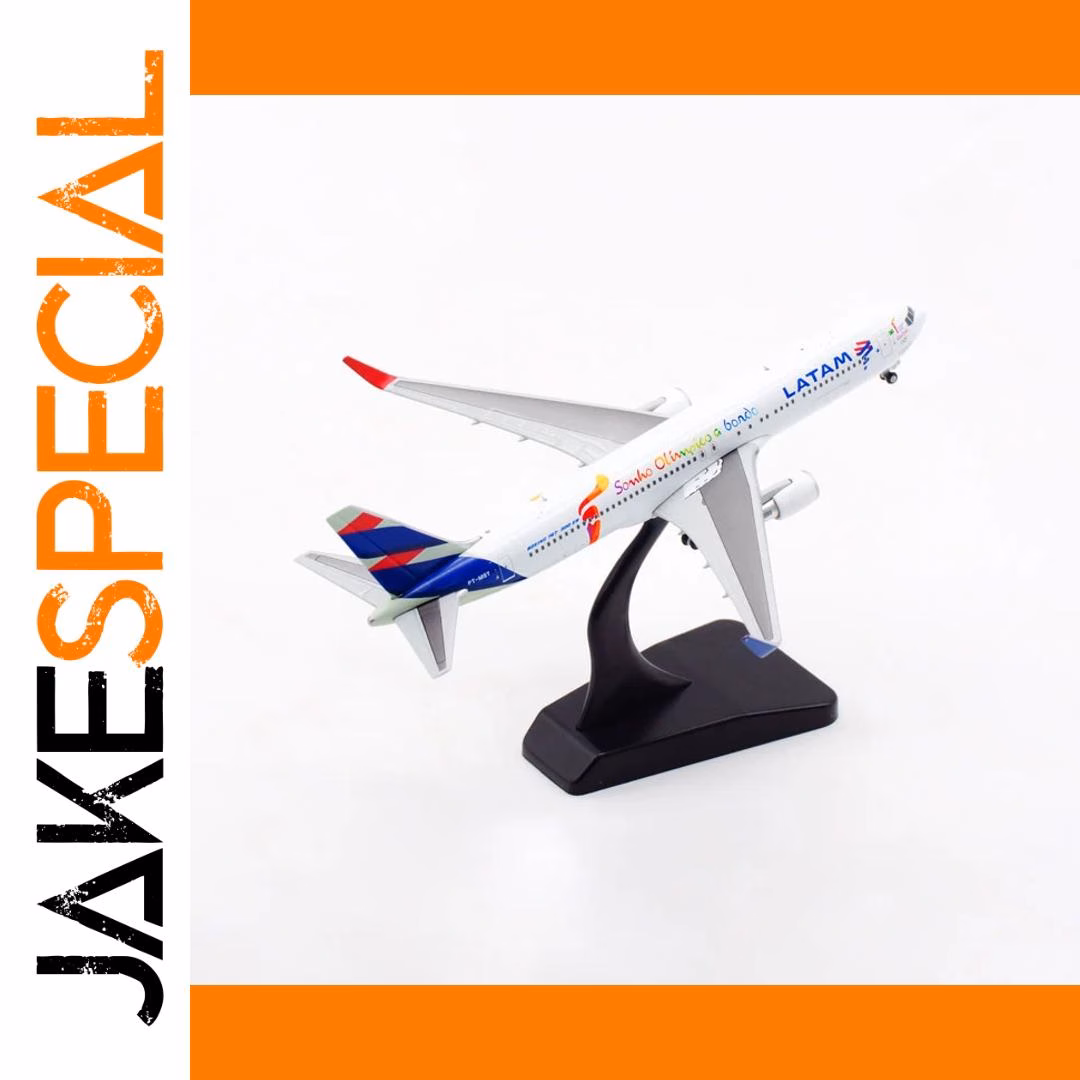 B767-300ER 1:400 Scale LATAM Model - Image 6