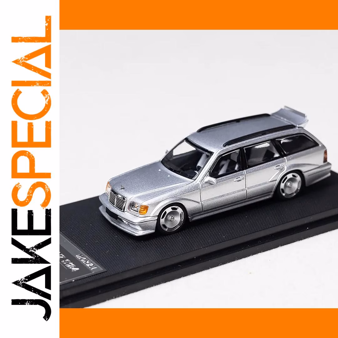 Mercedes S124 Diecast Model Set 1:64 Scale - Image 5