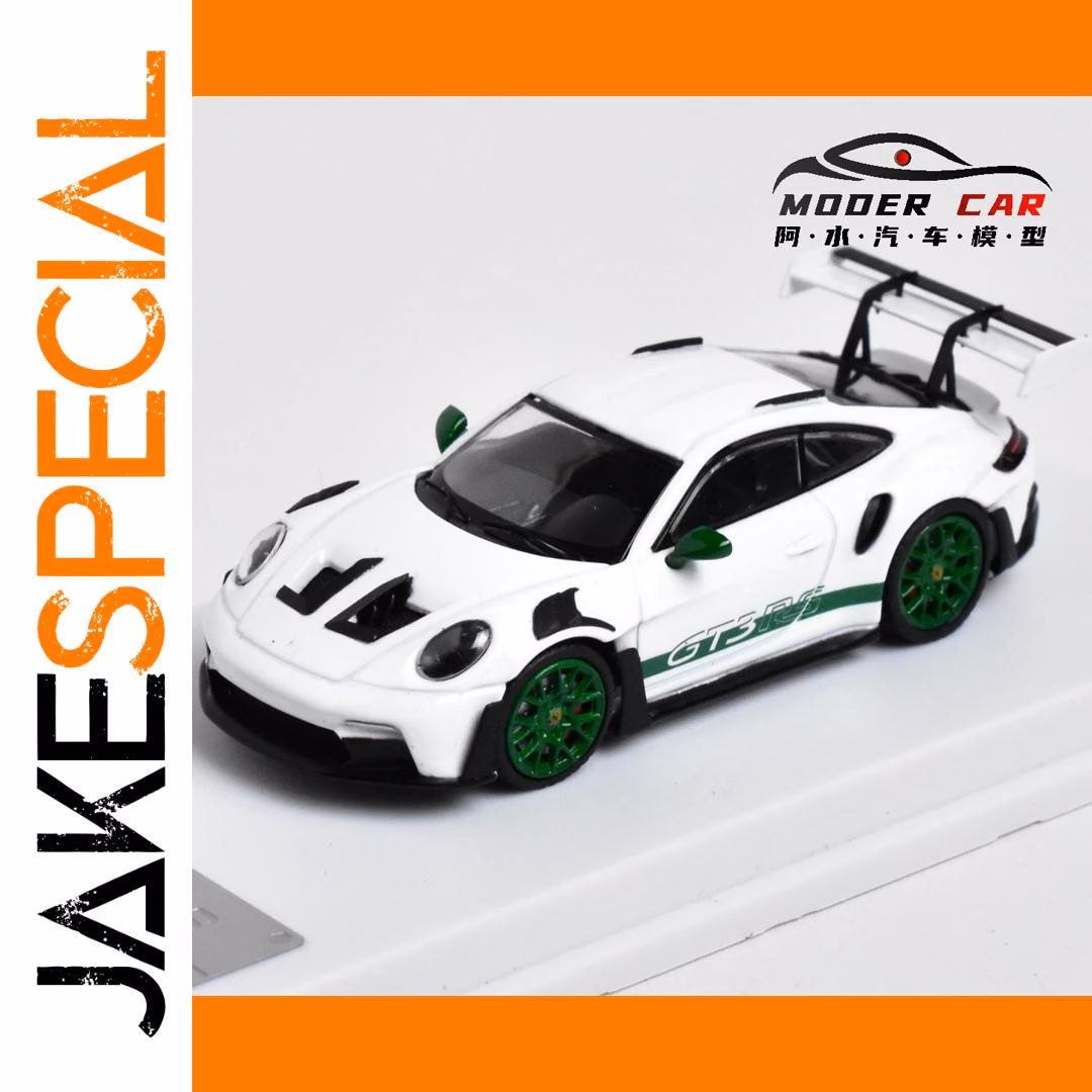 Porsche 911 992 GT3 RS Diecast Model 1:64 - Image 7